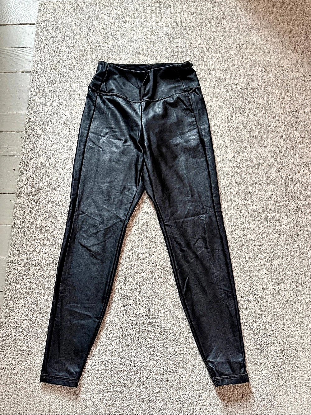 Athleta All Over Gleam Tight Faux Leather Leggings Black XS